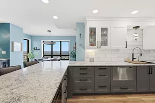 168 6th St E, Saint Paul, MN 55101 - Photo 6