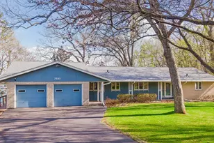 7831 50th St N, Lake Elmo, MN 55042 - Photo 2