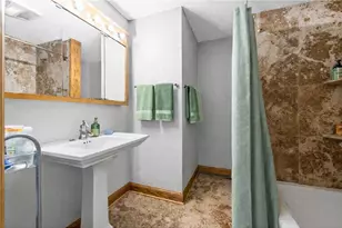 6016 Golden Valley Rd, Golden Valley, MN 55422 - Photo 12