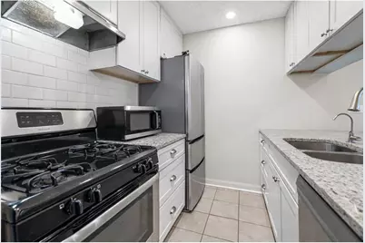 6016 Golden Valley Road, Golden Valley, MN 55422 - Photo 2