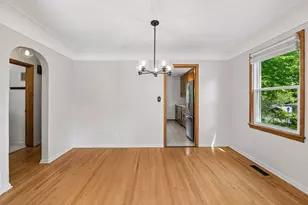 3232 Drew Ave N, Robbinsdale, MN 55422 - Photo 10