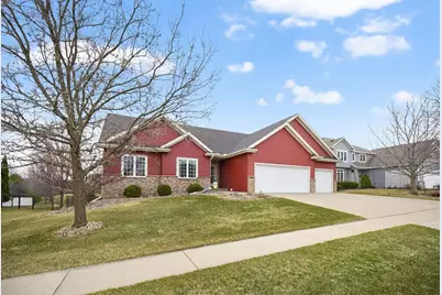 2306 Crimson Ridge Circle NW, Rochester, MN 55901 - Photo 2