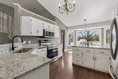 15345 41st Place N, Plymouth, MN 55446 - Photo 6