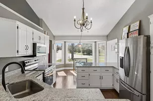 15345 41st Pl N, Plymouth, MN 55446 - Photo 8