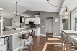 15345 41st Pl N, Plymouth, MN 55446 - Photo 10