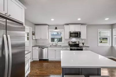 651 3rd Avenue S, South Saint Paul, MN 55075 - Photo 4