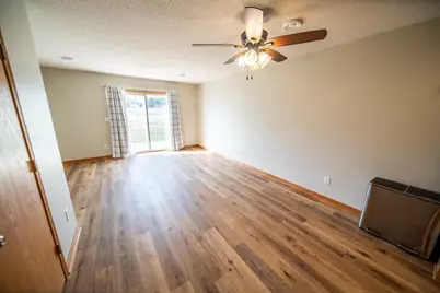 562 Pointe Ct SW, Rochester, MN 55902 - Photo 16
