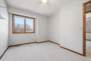 1100 Cherry Ct, Burnsville, MN 55306 - Photo 32