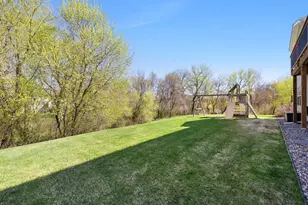 10834 Knollwood Ct, Woodbury, MN 55129 - Photo 80