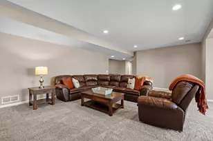10834 Knollwood Ct, Woodbury, MN 55129 - Photo 46
