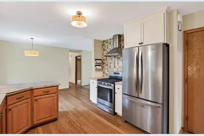 17625 13th Avenue N, Plymouth, MN 55447 - Photo 4