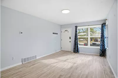 4628 Johnson Street NE, Columbia Heights, MN 55421 - Photo 6