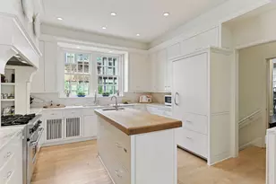 2308 W Lake of the Isles Pkwy, Minneapolis, MN 55405 - Photo 18