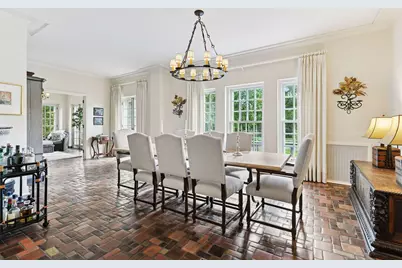 2308 W Lake Of The Isles Parkway, Minneapolis, MN 55405 - Photo 12