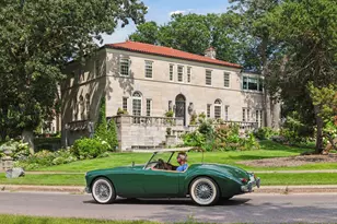 2308 W Lake of the Isles Pkwy, Minneapolis, MN 55405 - Photo 1