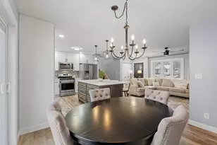 2129 Arkwright St, Maplewood, MN 55117 - Photo 8