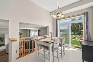 15960 Fennel Ct, Apple Valley, MN 55124 - Photo 8