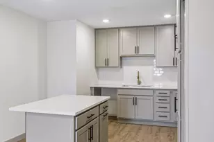 2414 Como Ave SE, Minneapolis, MN 55414 - Photo 52