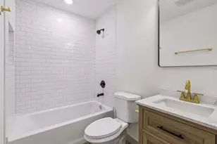 2414 Como Ave SE, Minneapolis, MN 55414 - Photo 58