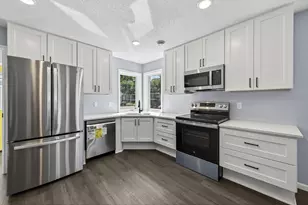 721 Wilson Ave, Saint Paul, MN 55106 - Photo 38