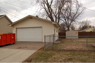 601 5th Avenue S, Hopkins, MN 55343 - Photo 18