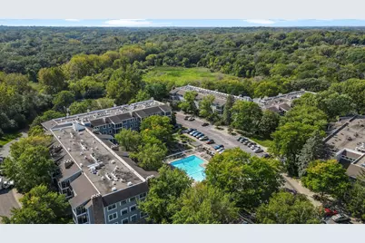 3020 Saint Albans Mill Road #105, Hopkins, MN 55305 - Photo 8