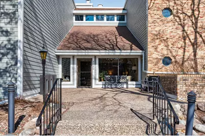 3020 Saint Albans Mill Road #105, Hopkins, MN 55305 - Photo 4