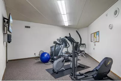 3020 Saint Albans Mill Road #105, Hopkins, MN 55305 - Photo 44