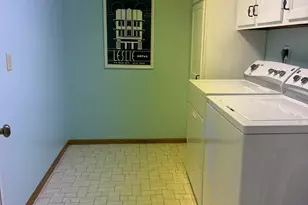 3020 St Albans Mill Rd, Hopkins, MN 55305 - Photo 14