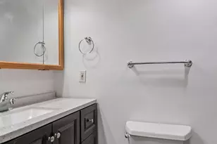 4225 Poplar Bridge Rd, Bloomington, MN 55437 - Photo 36