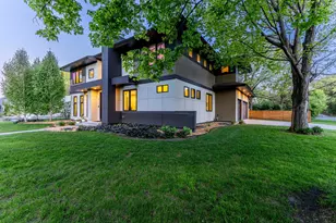 6113 Jeffrey Ln, Edina, MN 55436 - Photo 2