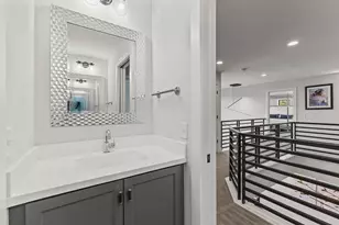 6113 Jeffrey Ln, Edina, MN 55436 - Photo 46