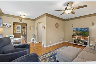 4455 6th Street NE, Columbia Heights, MN 55421 - Photo 4