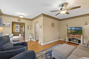 4455 6th St NE, Columbia Heights, MN 55421 - Photo 4