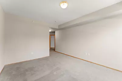 2407 39th Avenue NE #113, Saint Paul, MN 55421 - Photo 16