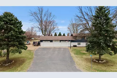 18365 234th Circle, Hutchinson, MN 55350 - Photo 2