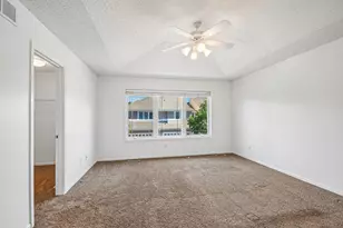 630 Sutherland Dr, Woodbury, MN 55129 - Photo 26