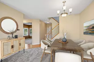 630 Sutherland Dr, Woodbury, MN 55129 - Photo 22