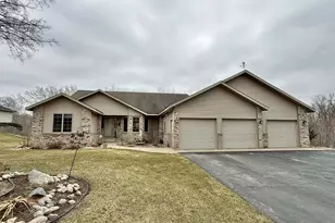 1019 Timber Dr, Detroit Lakes, MN 56501 - Photo 2