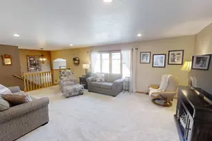 1309 Oriole Dr, Albert Lea, MN 56007 - Photo 12