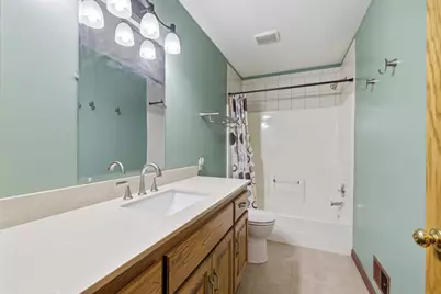 2217 Gentry Avenue N, Oakdale, MN 55128 - Photo 30