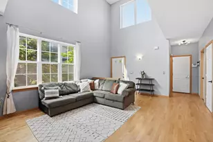 16366 Jamison Path, Lakeville, MN 55044 - Photo 10