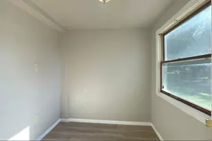 245 3rd Ave SE, Wells, MN 56097 - Photo 12