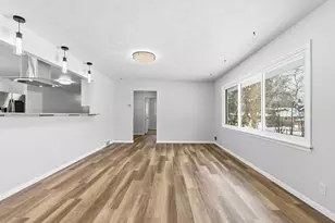 3418 Xenia Ave N, Crystal, MN 55422 - Photo 8