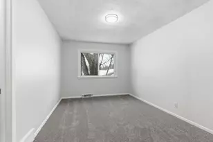 3418 Xenia Ave N, Crystal, MN 55422 - Photo 30