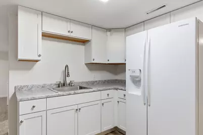 3418 Xenia Avenue N, Crystal, MN 55422 - Photo 44