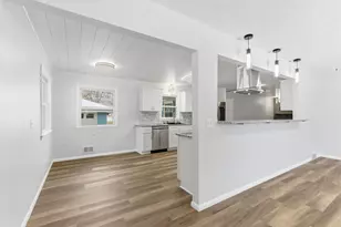 3418 Xenia Ave N, Crystal, MN 55422 - Photo 10