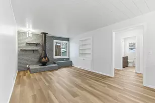 3418 Xenia Ave N, Crystal, MN 55422 - Photo 20