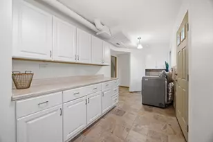 3121 W 84th St, Bloomington, MN 55431 - Photo 18