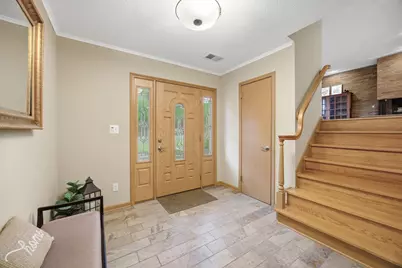 3121 W 84th Street, Bloomington, MN 55431 - Photo 2